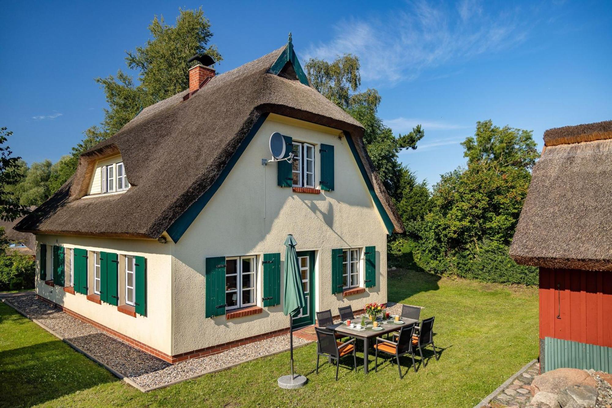 Ferienhaus Preetz 1A - Idylle Unter Reet Burtevitz 外观 照片