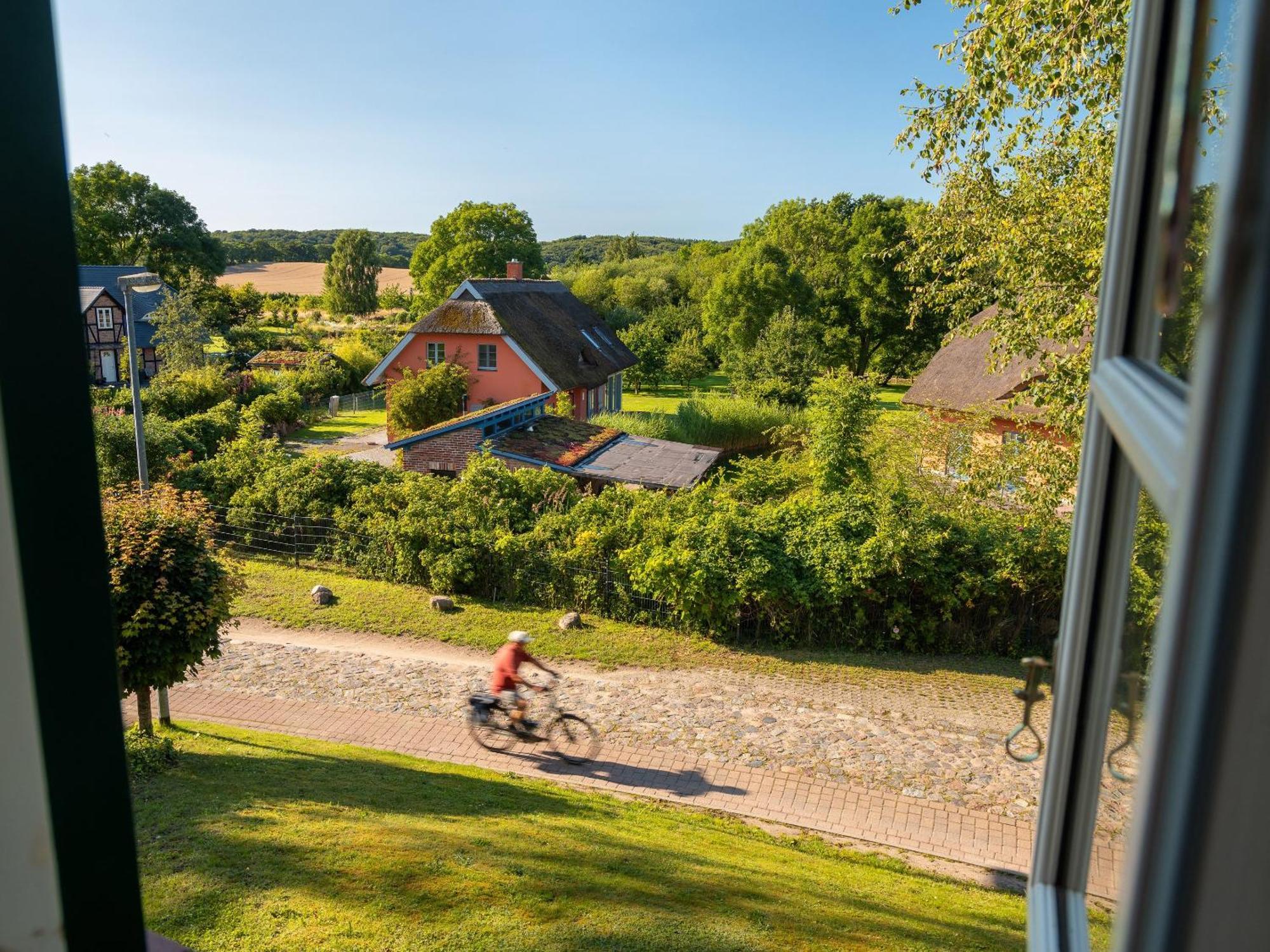 Ferienhaus Preetz 1A - Idylle Unter Reet Burtevitz 外观 照片