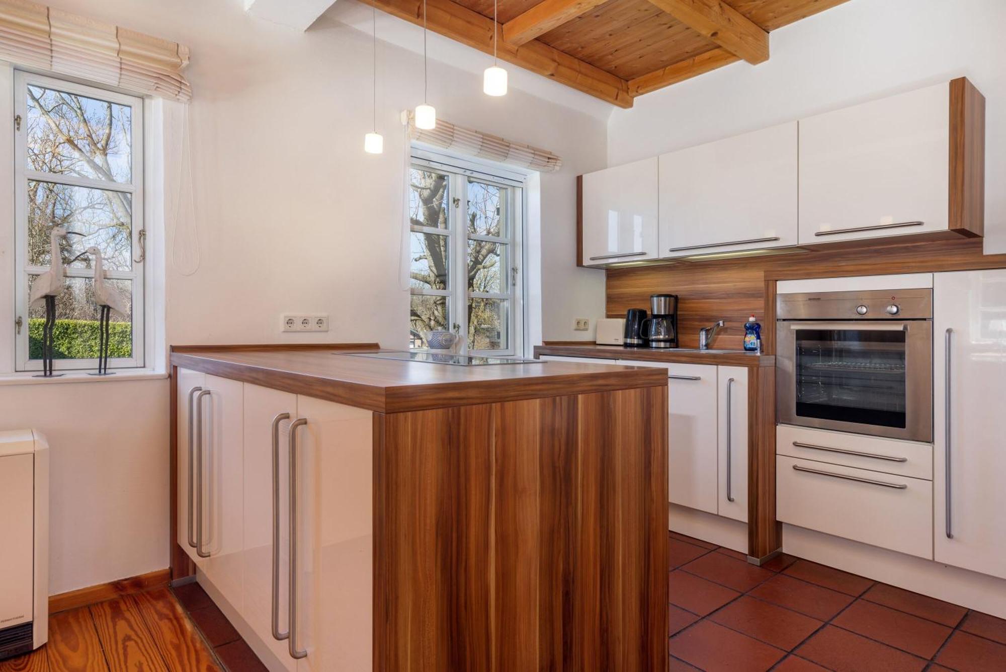 Ferienhaus Preetz 1A - Idylle Unter Reet Burtevitz 外观 照片